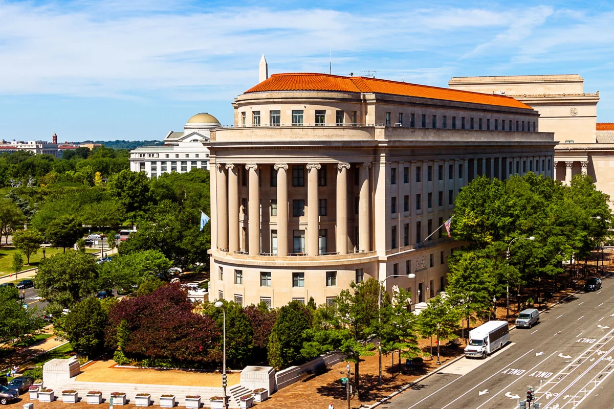 Edwards Lifesciences Hit with $10M Penalty Over Antitrust Filing Failures