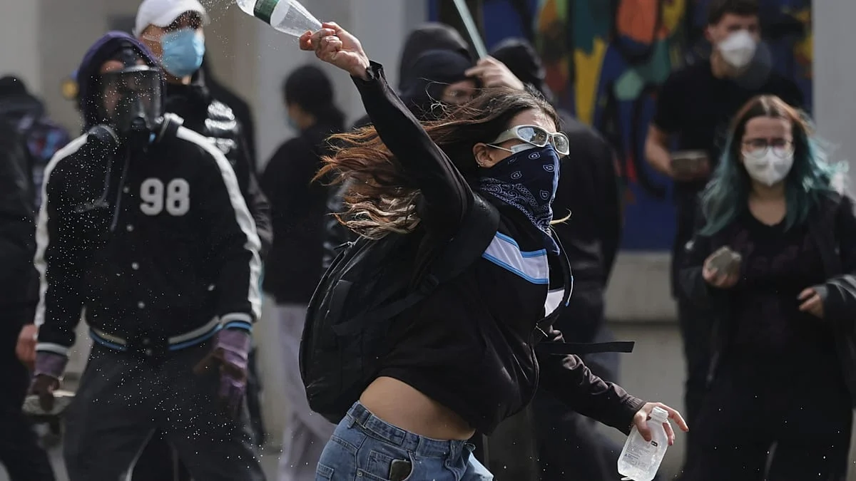 Chaos in Tirana: Student Protests Morph into Broad Anti-Government Insurrection