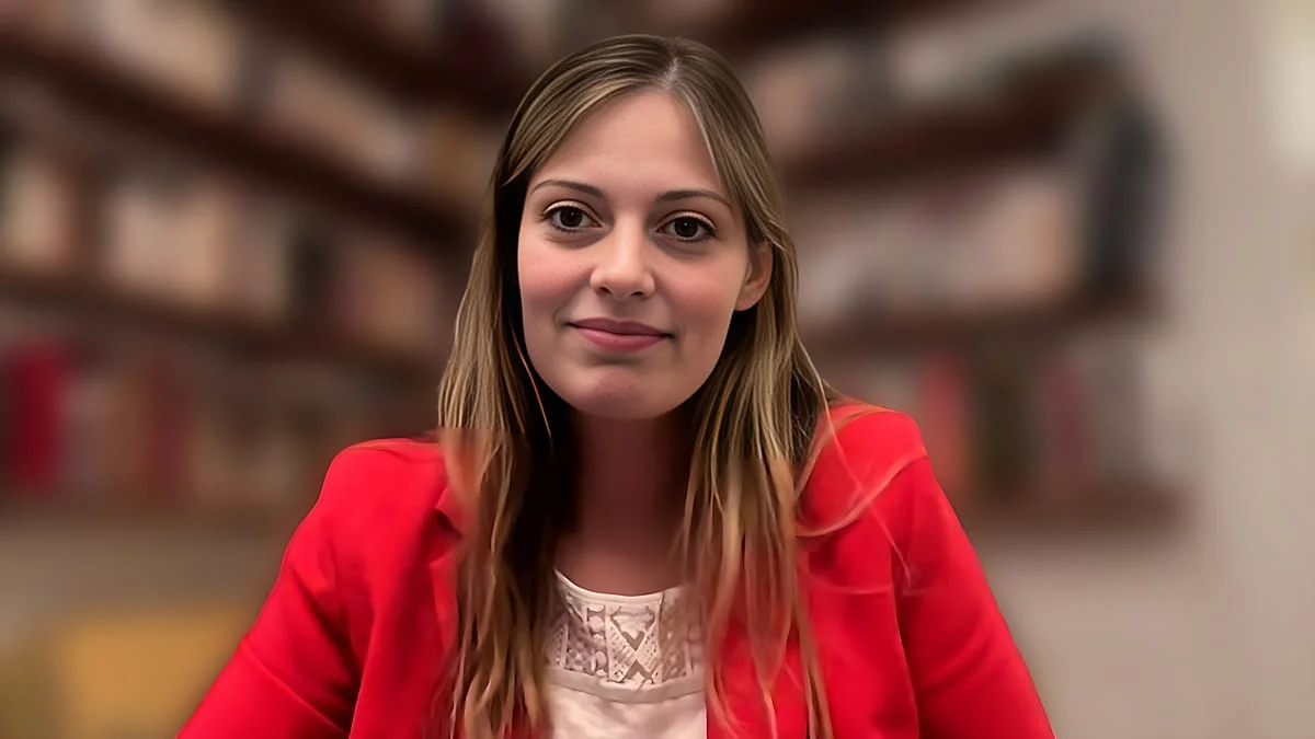Escalating Tensions: French MEP Emma Rafowicz Accuses Government of "Irresponsibility" Amid Student Protests