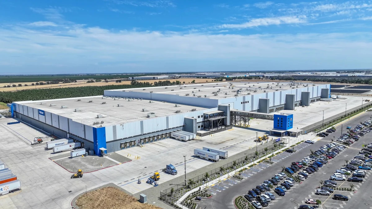 Walmart’s Logistics Revolution: Inside the New High-Tech Fulfillment Hub in Stockton